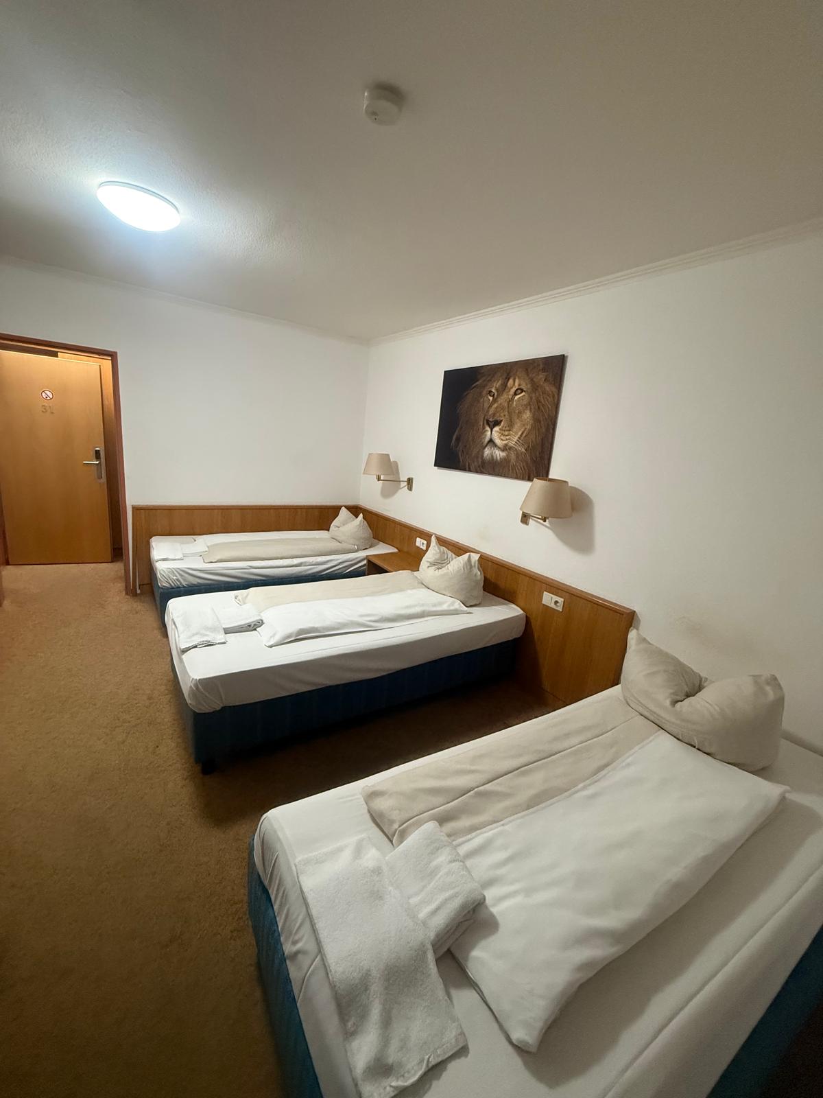 Dreibettzimmer